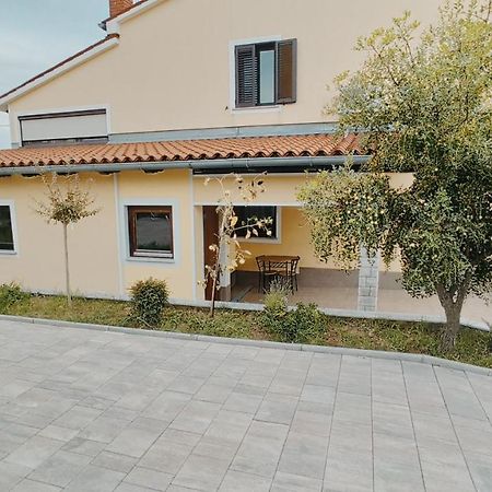 דירות אנקראן Apartma Montemoro מראה חיצוני תמונה
